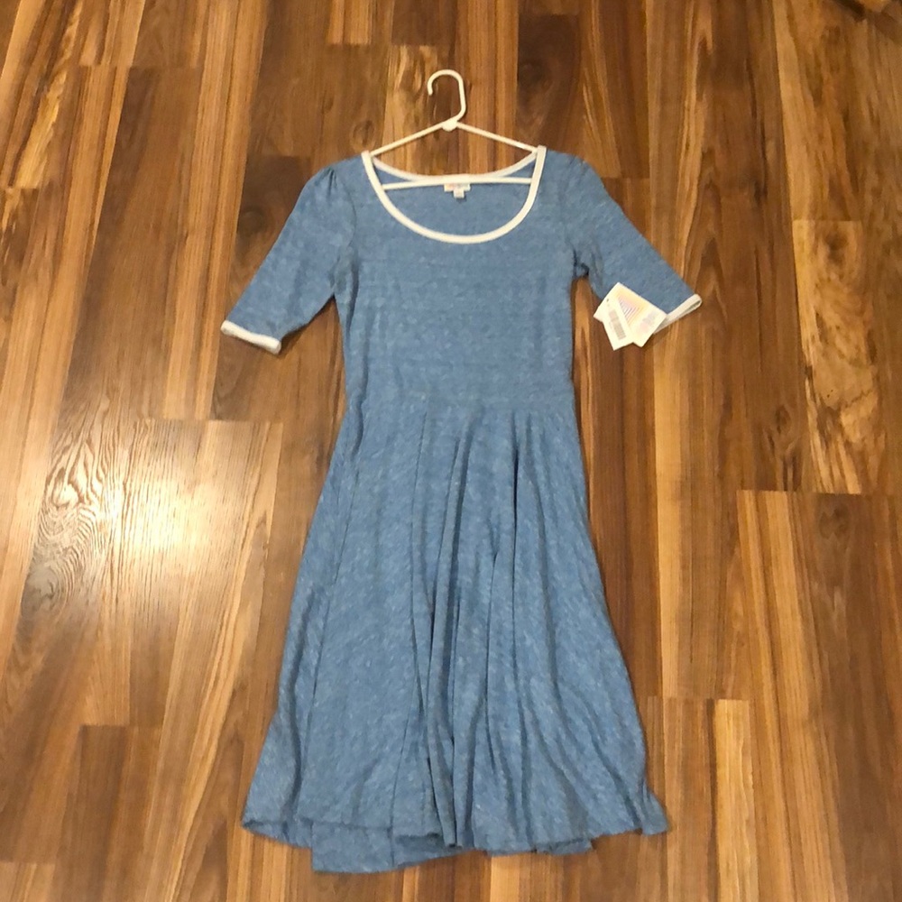NWT LulaRoe Nicole size small